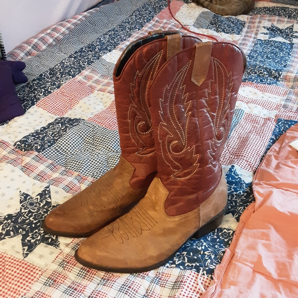Coconuts brand cowboy boots size 7.5